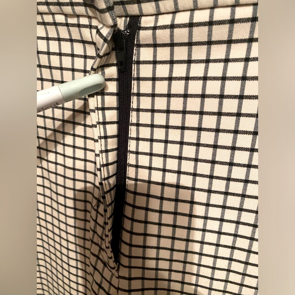 ZARA CREAM & BLACK LEGGING PANTS - Picture 4 of 6
